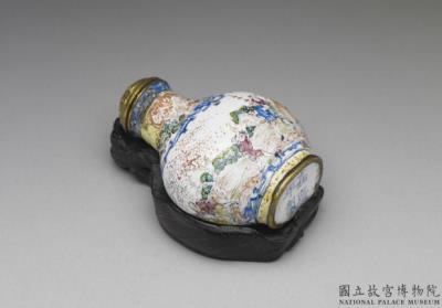 图片[3]-Copper-body painted enamel snuff bottle with a western figural design, Qing dynasty, Jiaqing reign (1796-1820)-China Archive